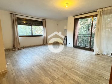 Piso con ascensor en venta en Sant Martí