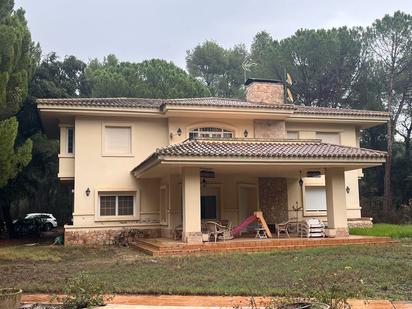 Vista exterior de Casa o xalet en venda en  Albacete Capital amb Aire condicionat, Calefacció i Jardí privat