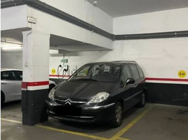 Individuel à vendre à Carrer de Mendel 3