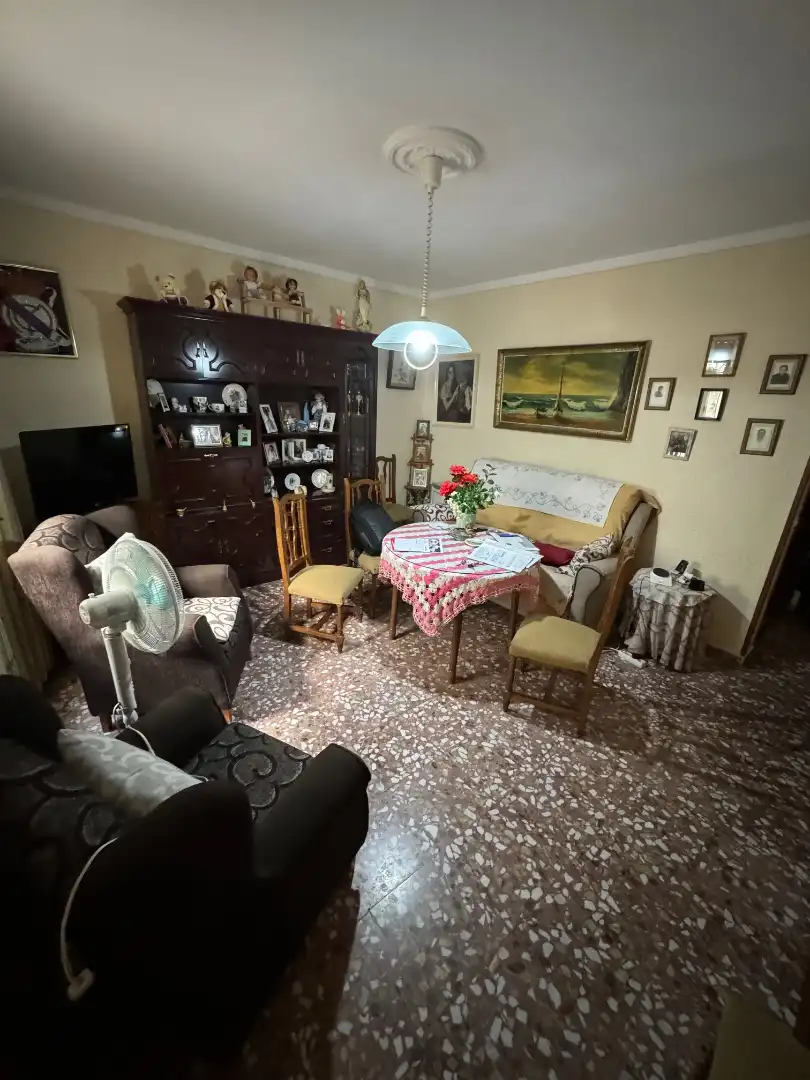 Sala d'estar de Casa o xalet en venda en Badajoz amb Moblat