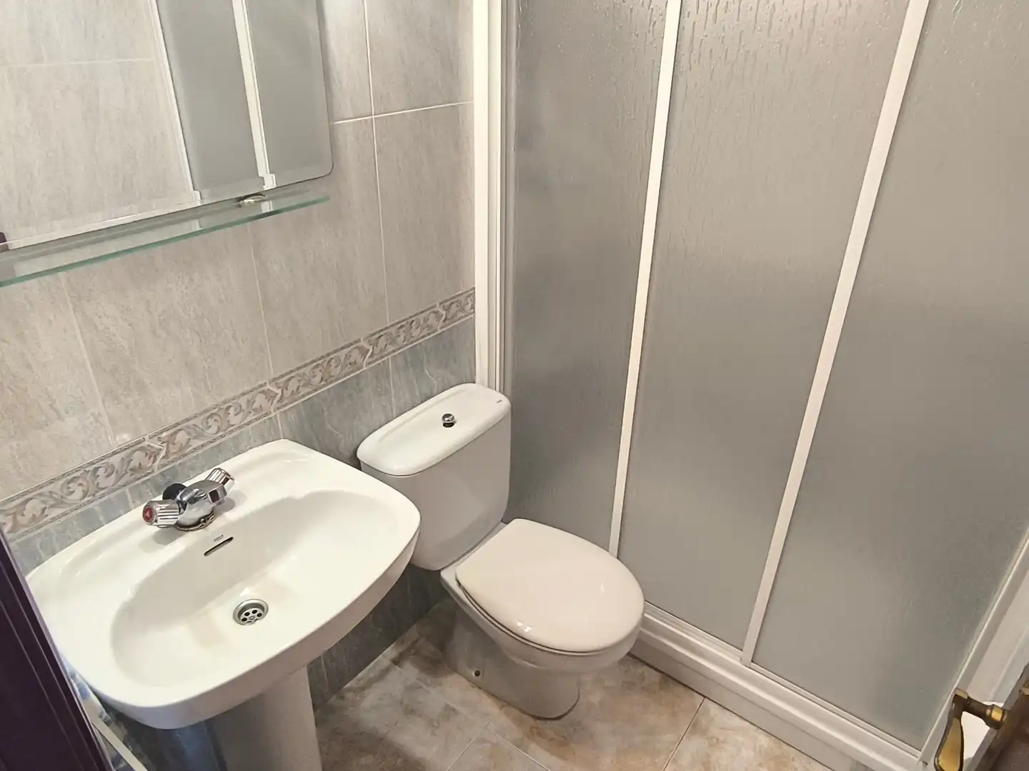 Badezimmer von Wohnung zum Verkauf in Blanes mit Möbliert und Balkon