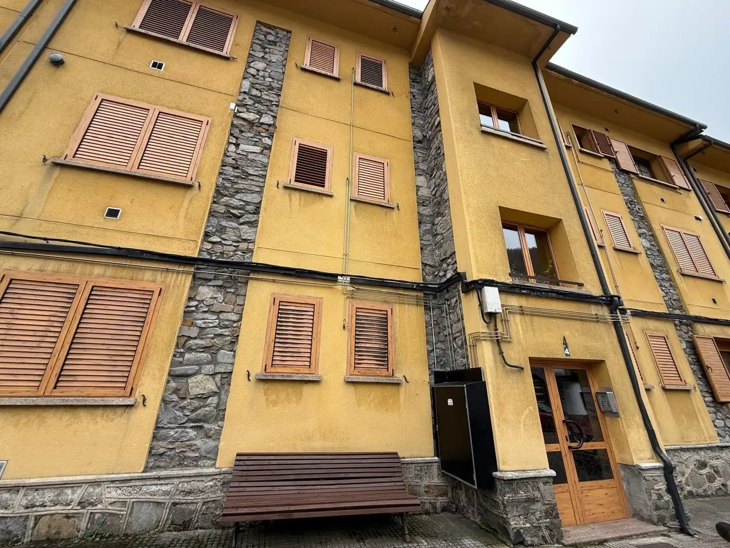 Vista exterior de Piso en venta en Degaña con Trastero y Amueblado