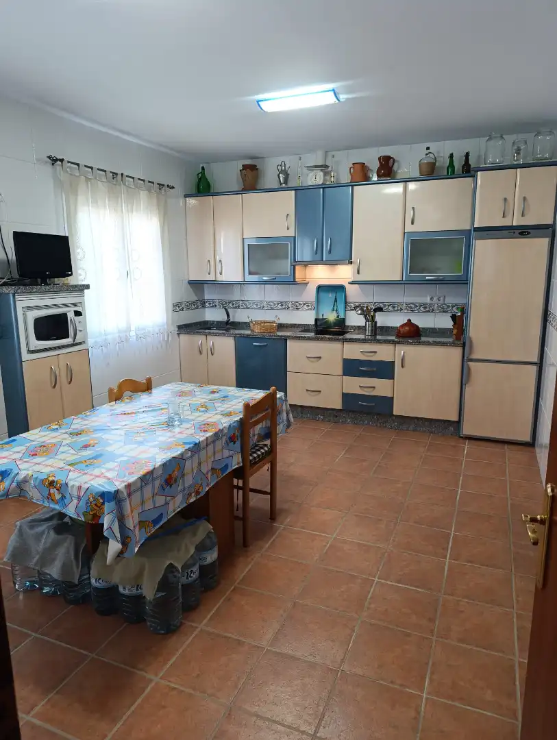 Cuina de Casa o xalet en venda en Mata de Alcántara amb Moblat