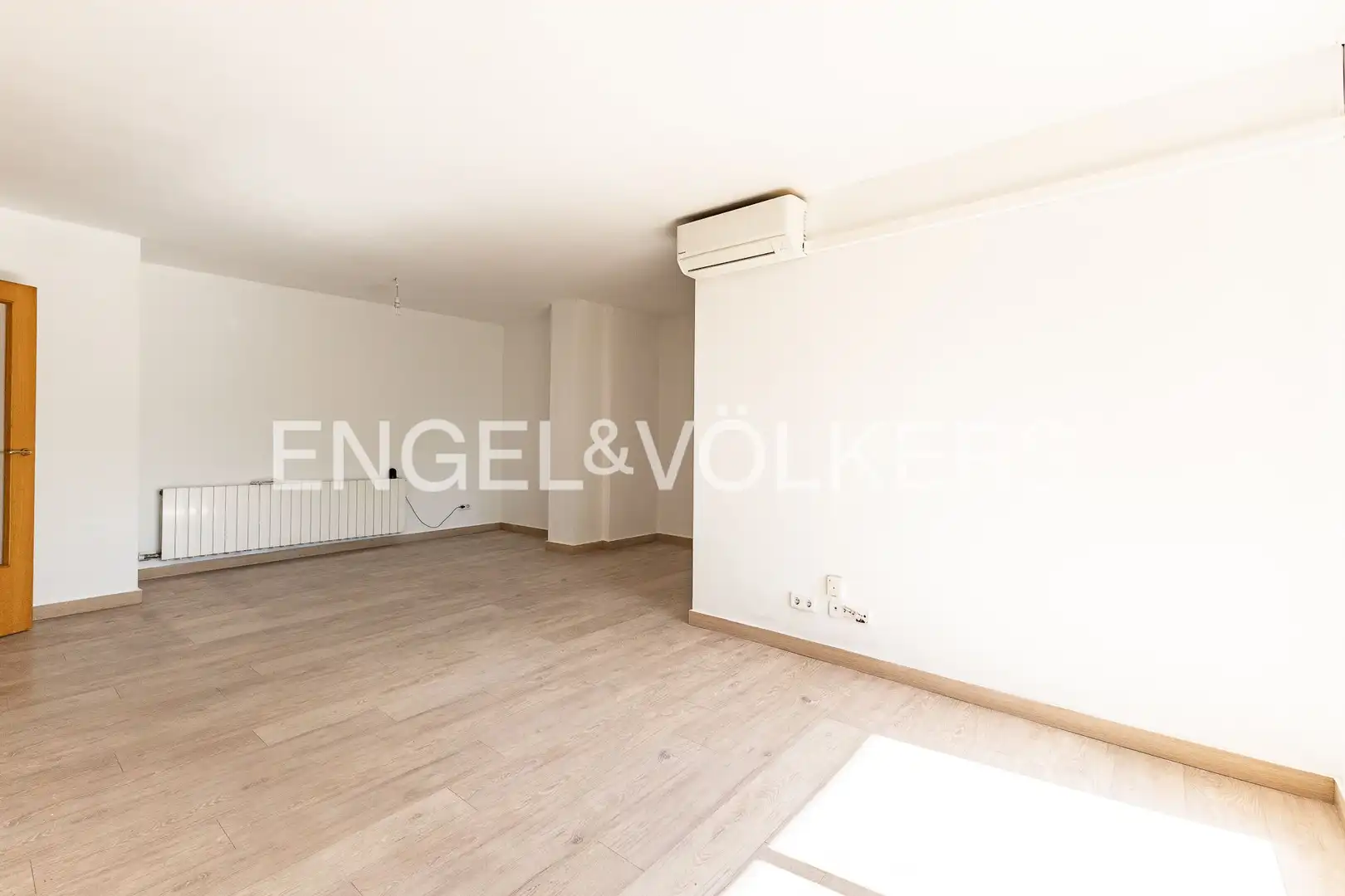 Sala de estar de Piso en venta en Vic con Aire acondicionado, Calefacción y Parquet