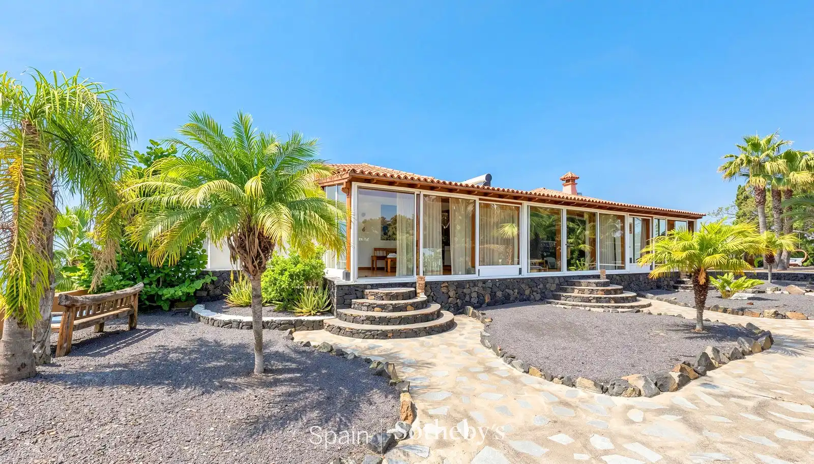 Vista exterior de Casa o chalet en venta en Los Llanos de Aridane con Aire acondicionado, Calefacción y Jardín privado