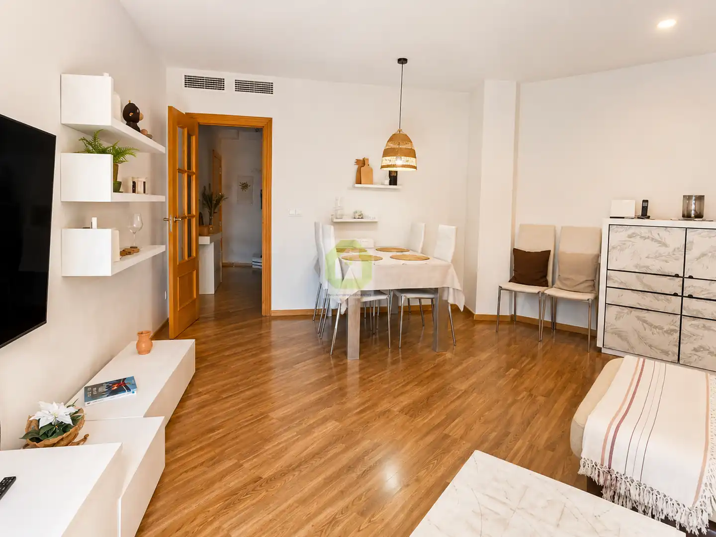 Wohnzimmer von Wohnung zur Miete in La Zubia mit Klimaanlage, Heizung und Möbliert
