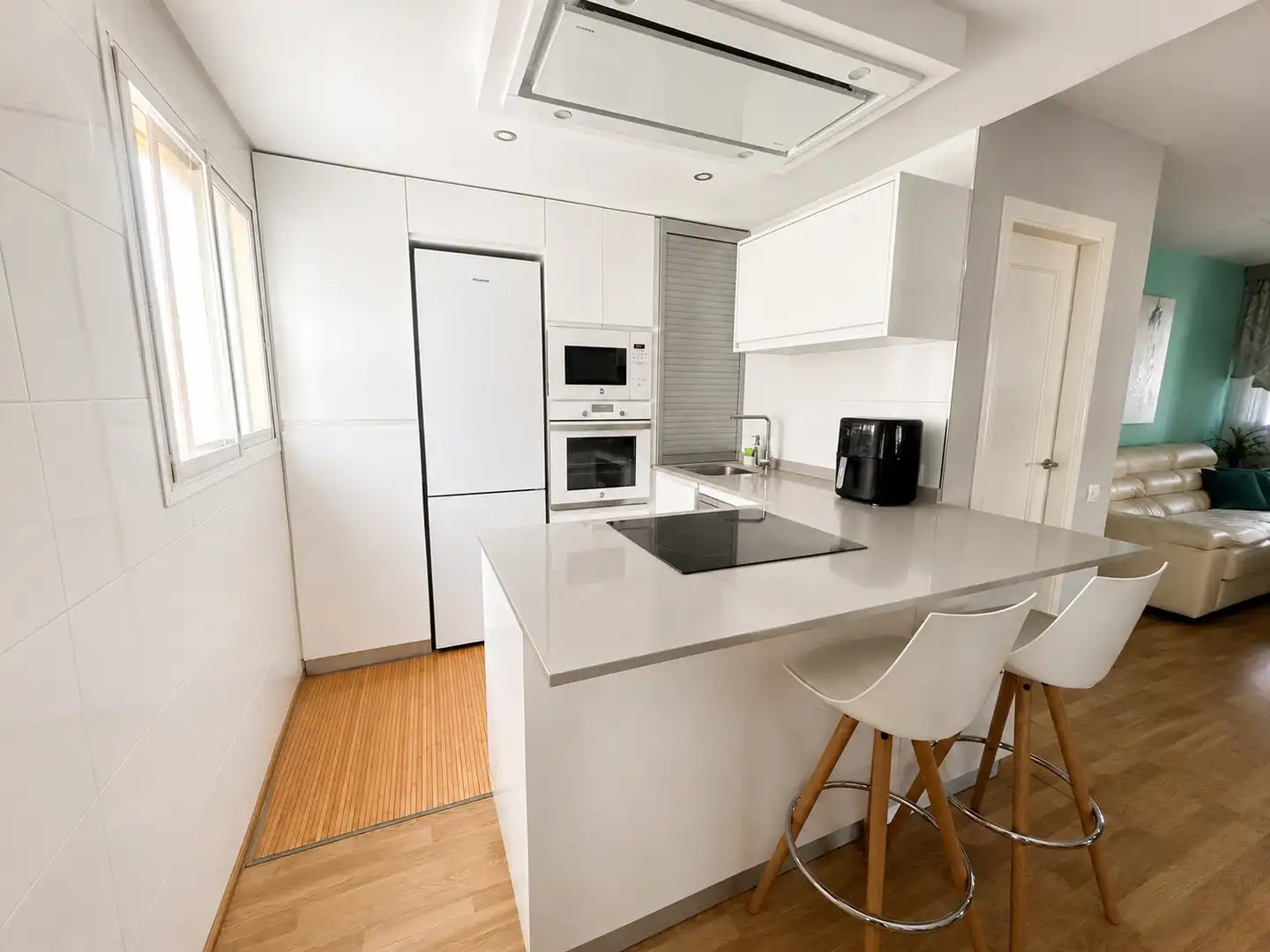Cocina de Dúplex en venta en Almería con Aire acondicionado, Terraza y Piscina comunitaria