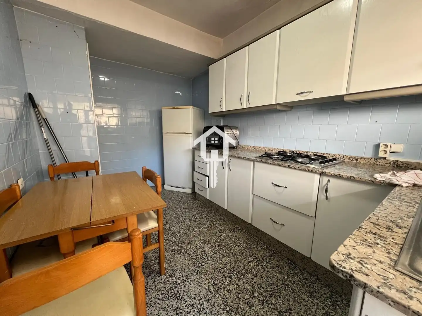 Cocina de Piso en venta en Alicante / Alacant con Amueblado y Balcón