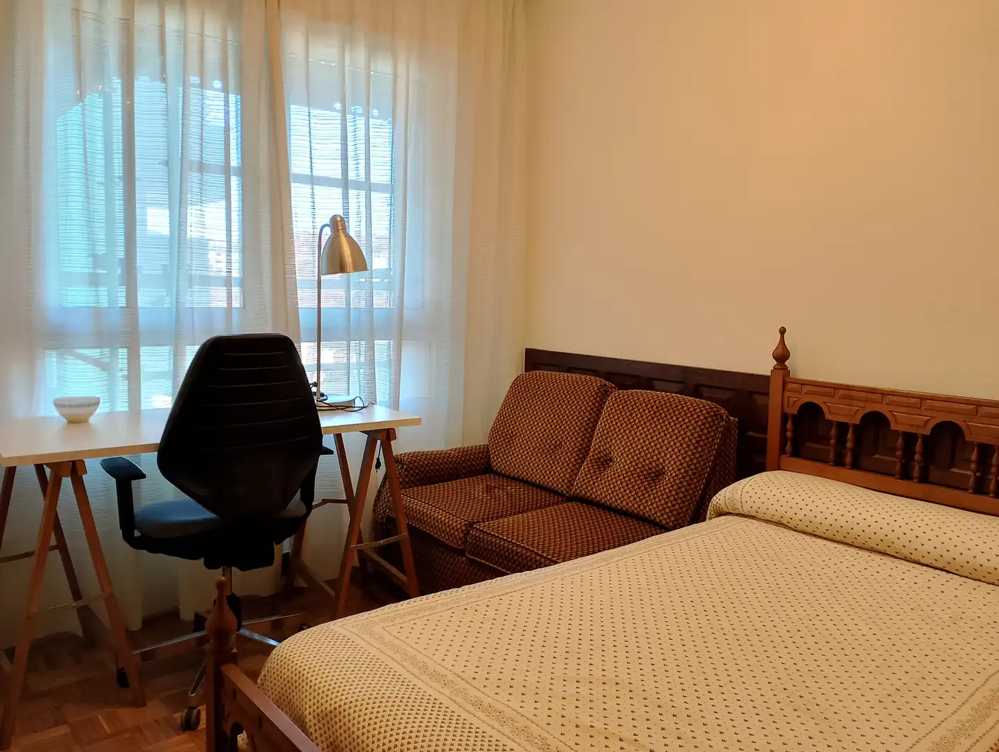 Schlafzimmer von Wohnung zur Miete in Donostia - San Sebastián  mit Heizung, Terrasse und Möbliert