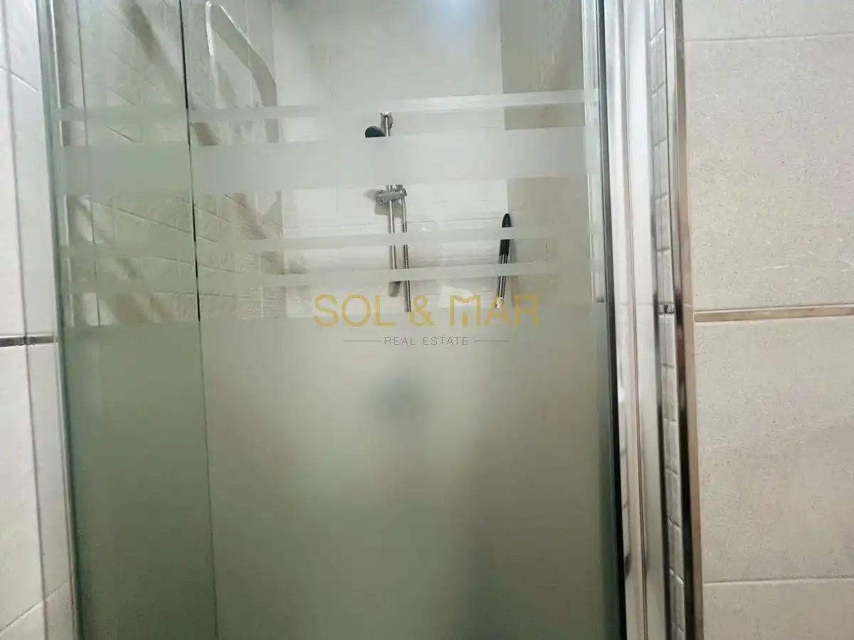 Bathroom of Apartments for rent in Torremolinos  with Air Conditioner