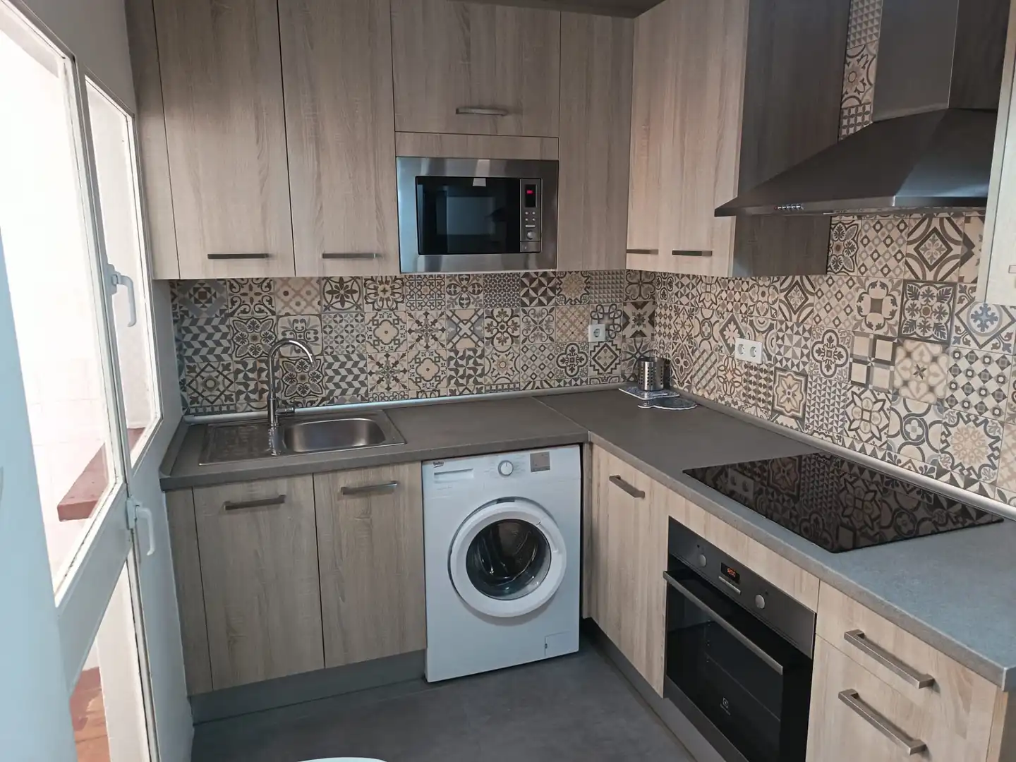 Cuina de Apartament en venda en Marbella amb Aire condicionat, Terrassa i Moblat
