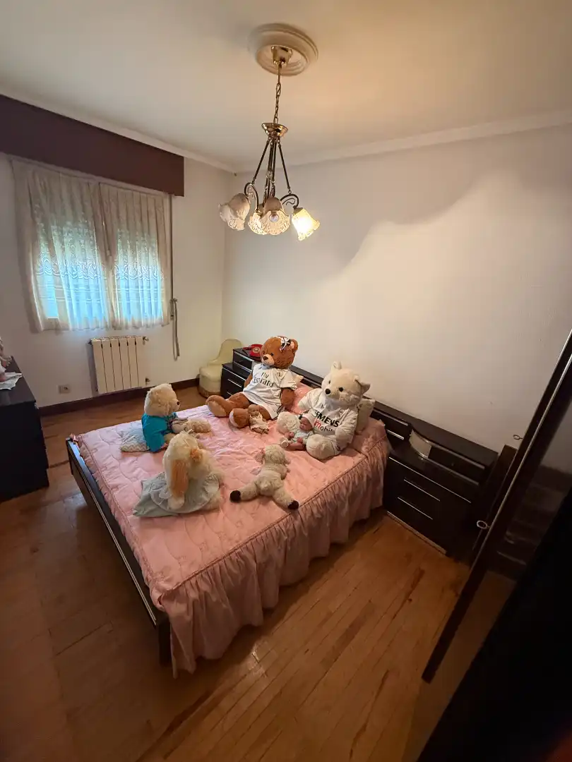 Habitación de Piso en venta en Barakaldo  con Calefacción, Trastero y Amueblado