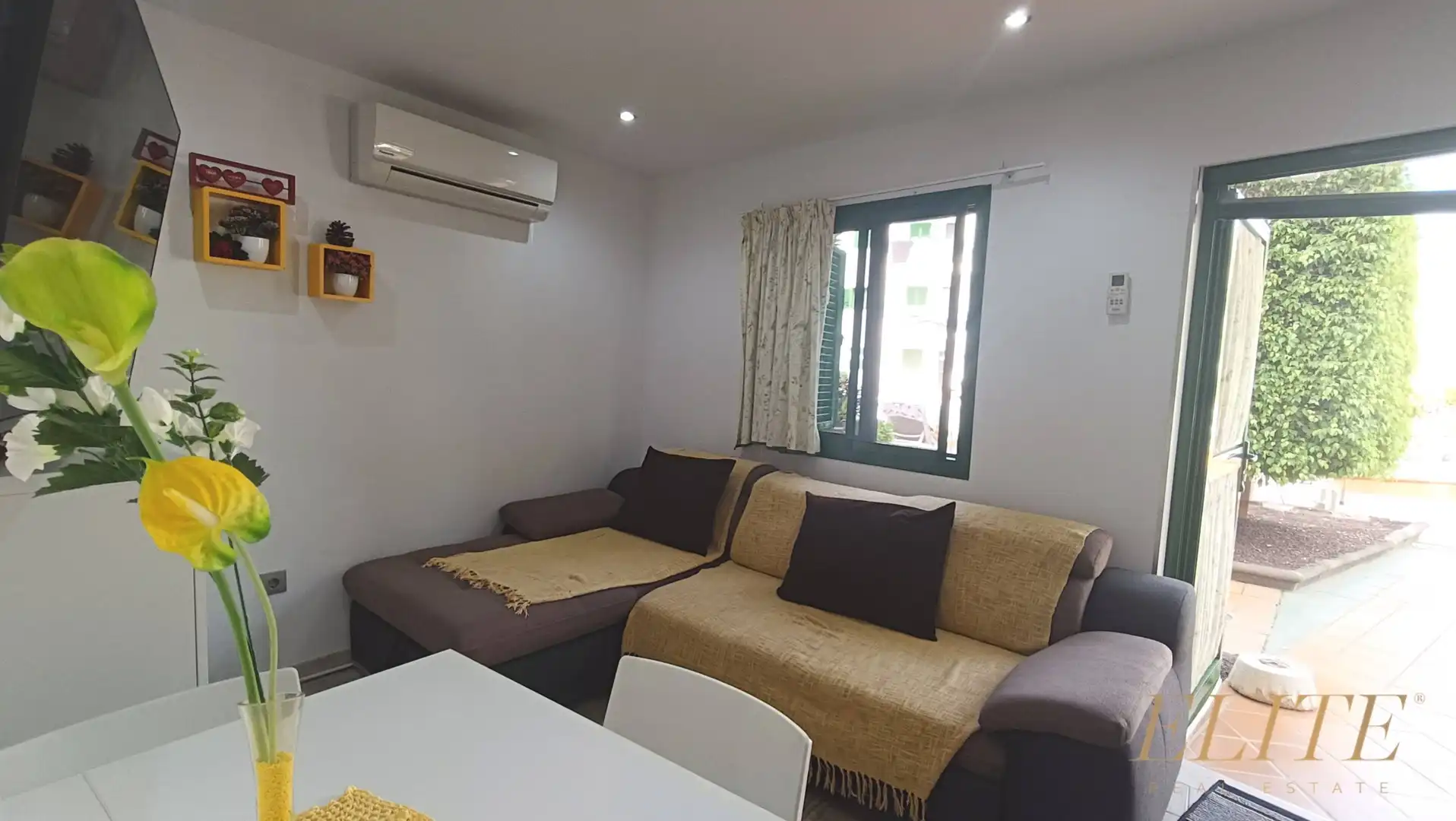 Sala d'estar de Apartament en venda en San Bartolomé de Tirajana amb Aire condicionat i Piscina comunitària