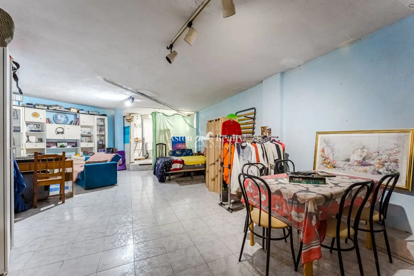 Local comercial en venda a Emigrante, imagen 2