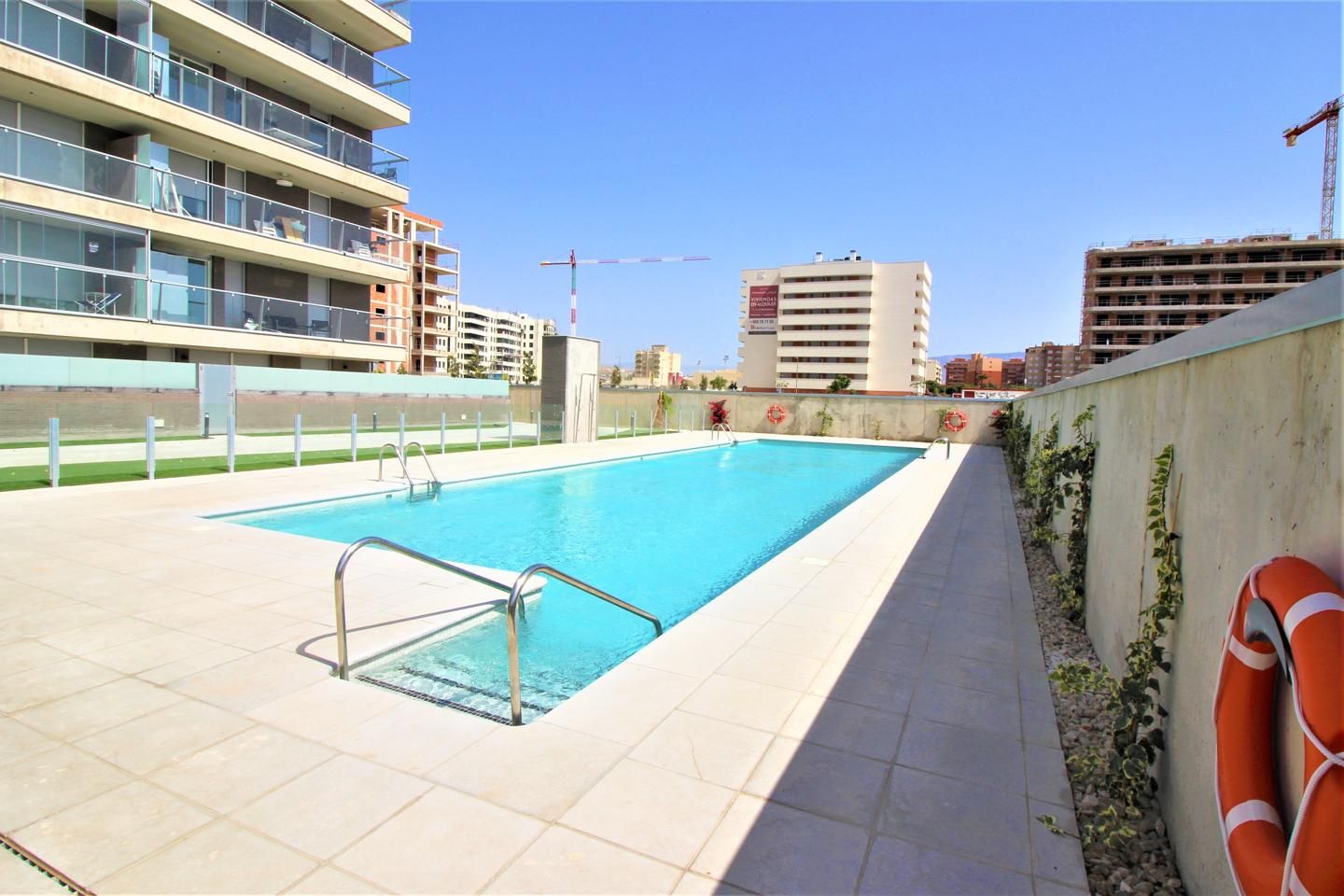 Swimming pool of Flat to rent in  Almería Capital  with Air Conditioner, Terrace and Storage room
