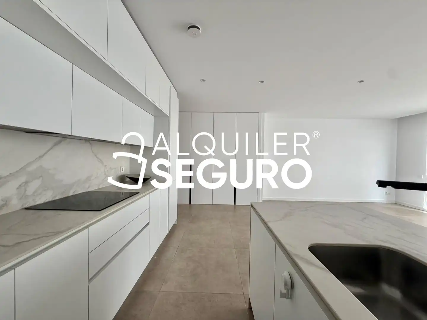 Kitchen of Flat for rent in Pozuelo de Alarcón  with Air Conditioner, Heating and Terrace