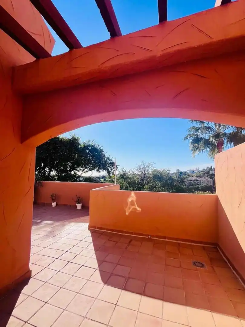 Terrassa de Àtic en venda en Marbella amb Aire condicionat, Terrassa i Piscina