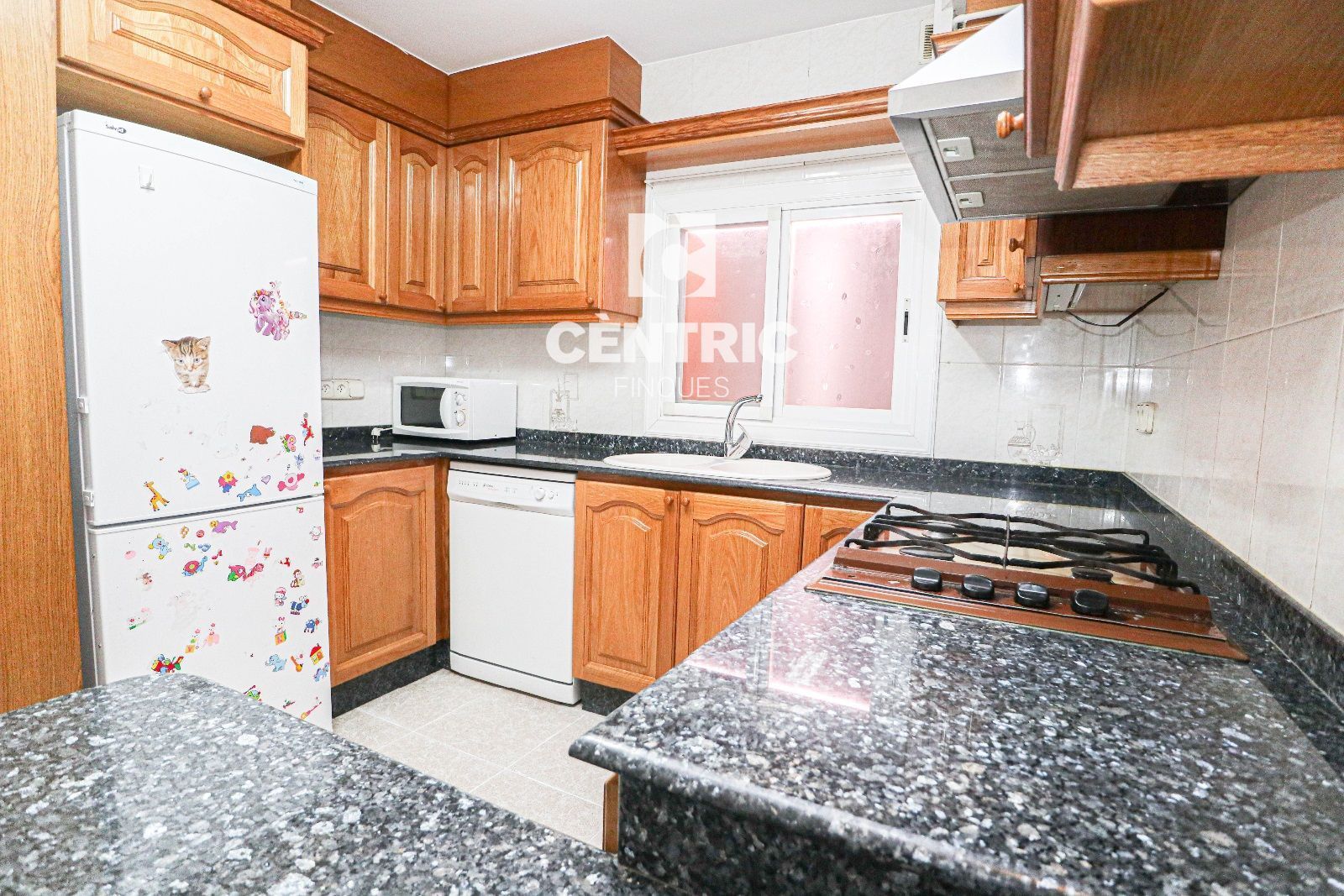 Cuina de Pis en venda en Terrassa amb Aire condicionat, Calefacció i Moblat