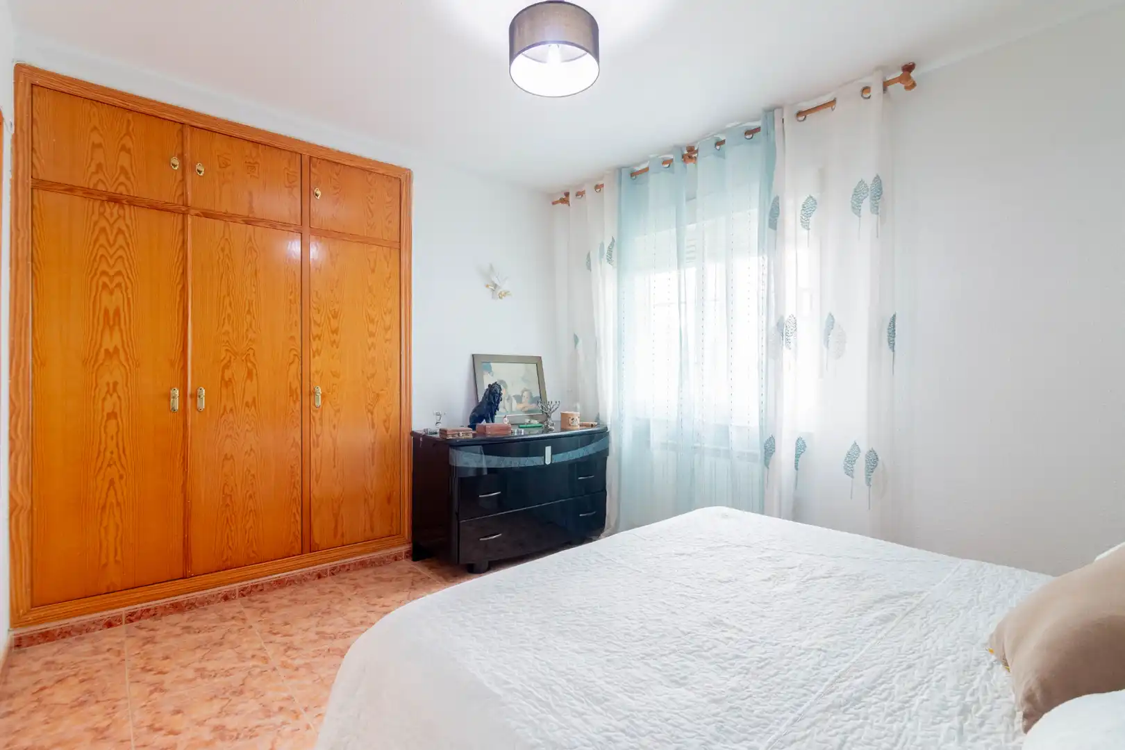 Habitación de Casa o chalet en venta en Nuevo Baztán con Aire acondicionado, Calefacción y Jardín privado