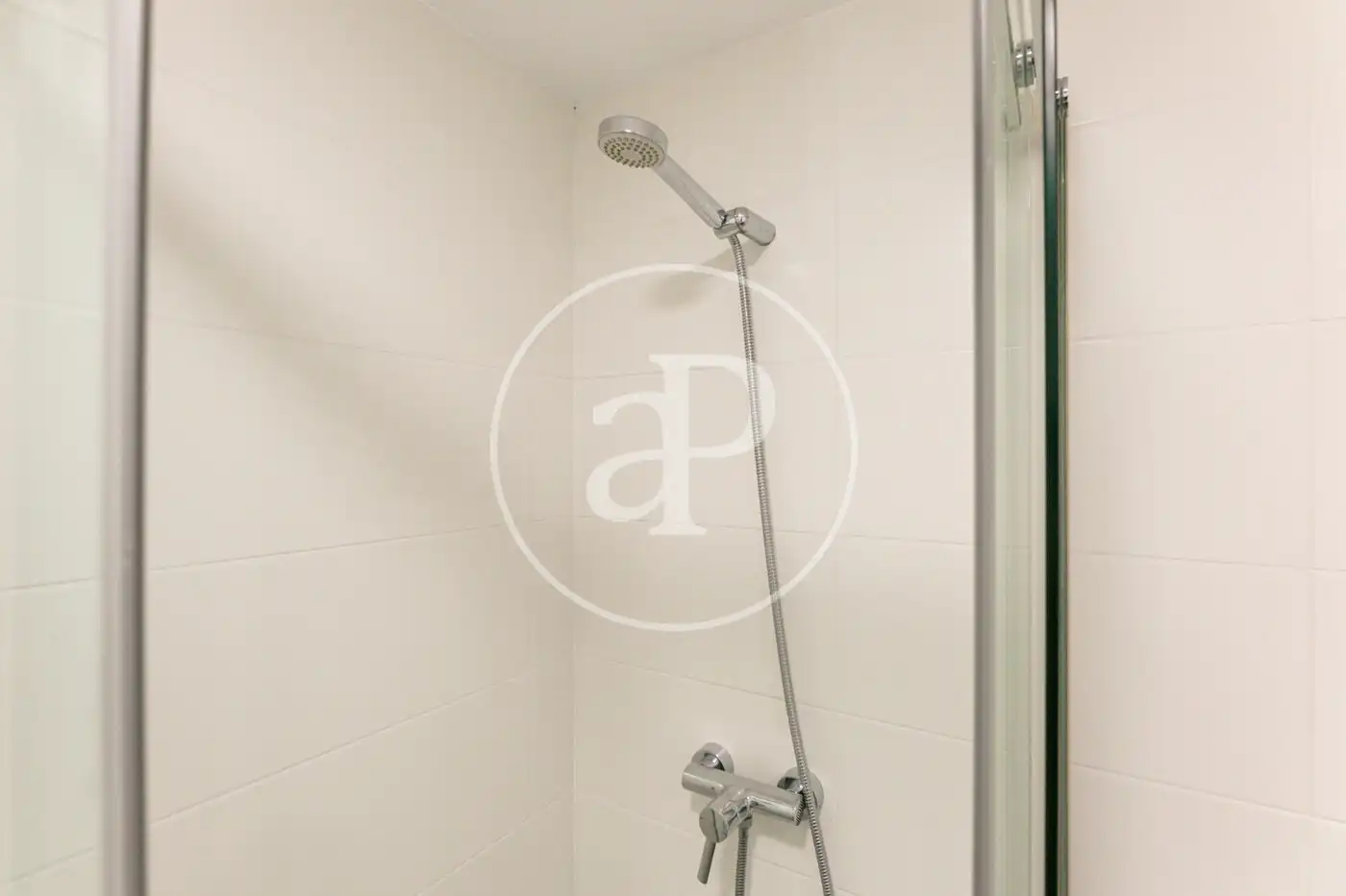 Badezimmer von Wohnung zur Miete in  Palma de Mallorca mit Klimaanlage, Terrasse und Möbliert