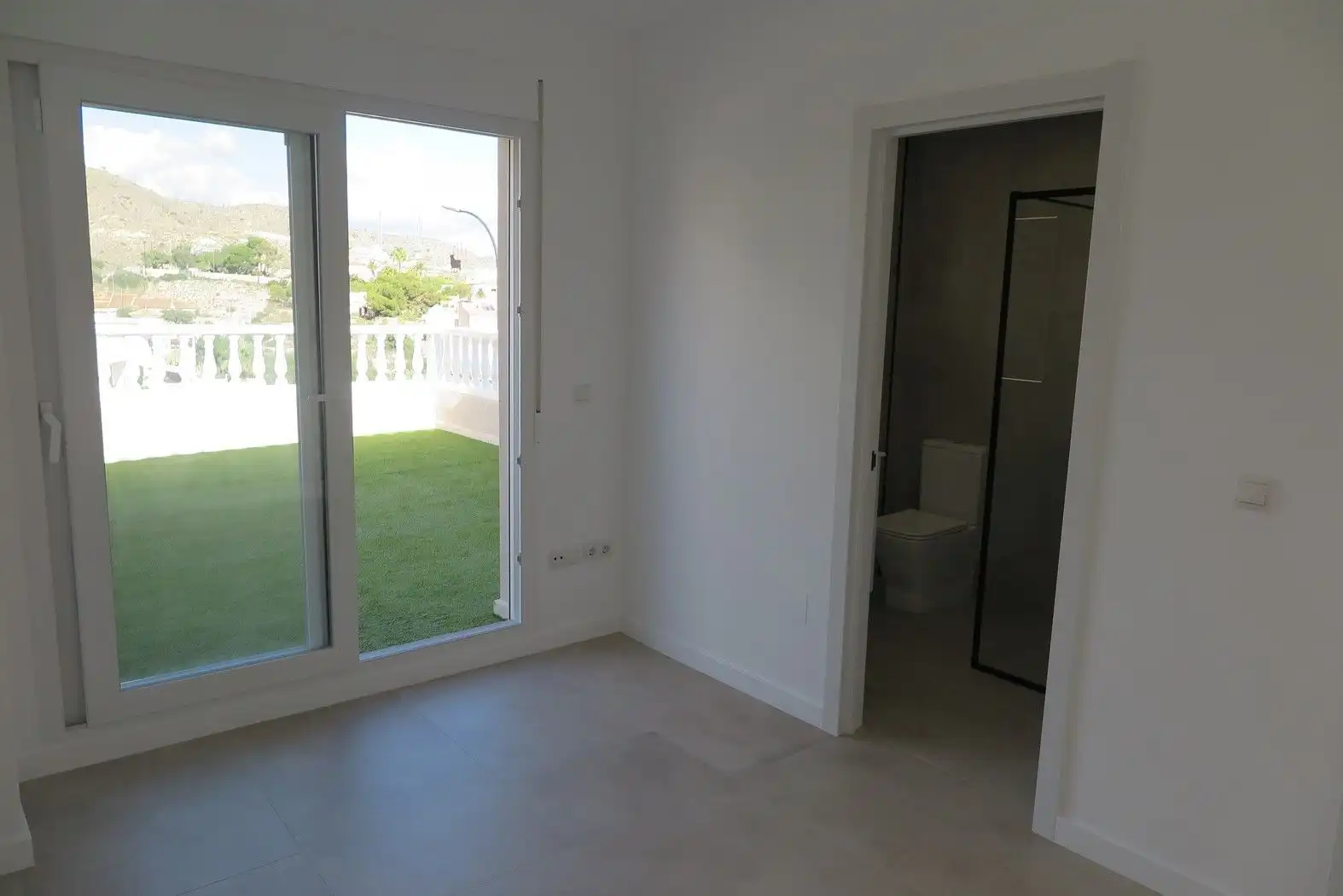 Casa amb jardí en venda a Pueblo Acantilado - Lanuza, imagen 20