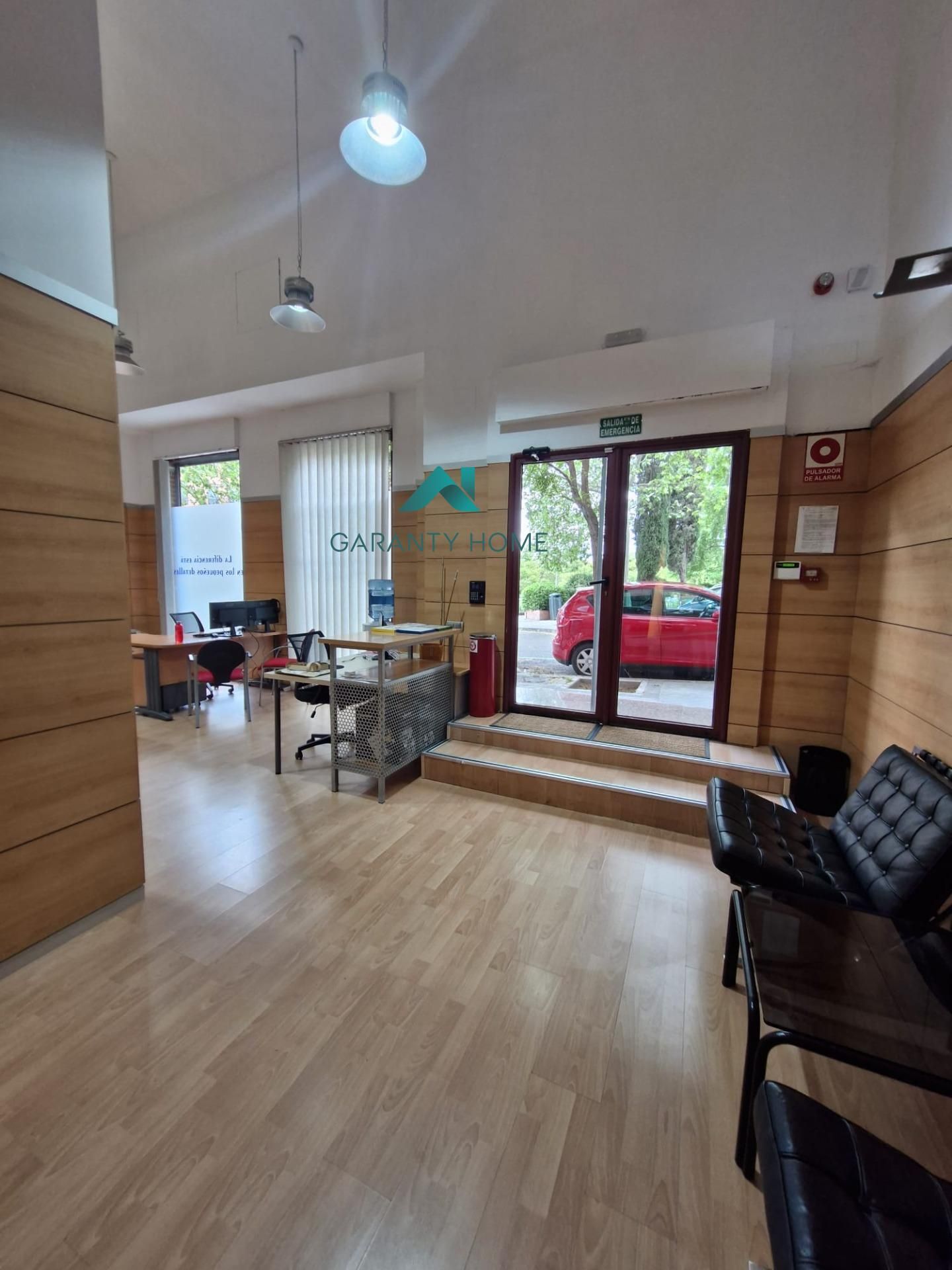 Office for sale in Acacias