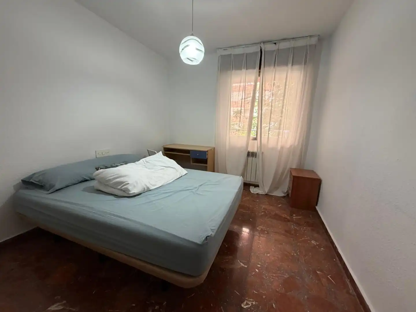 Habitación de Piso para compartir en Jaén con Aire acondicionado, Calefacción y Amueblado
