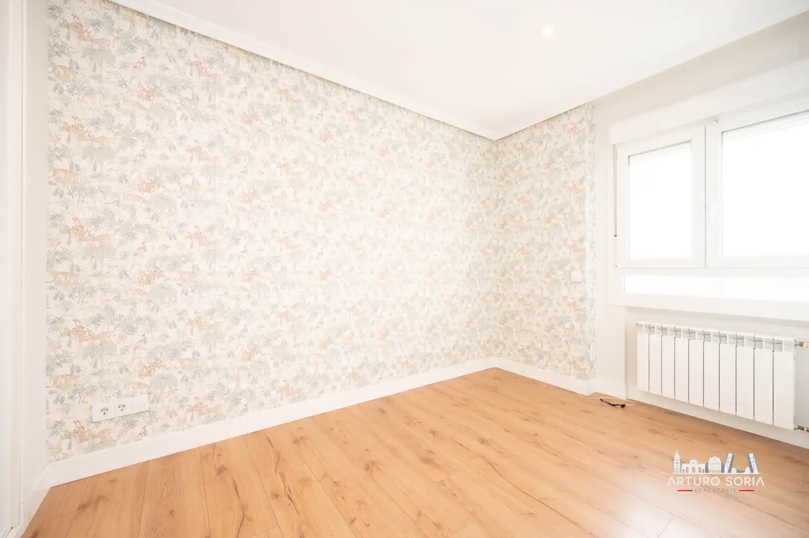 Habitación de Piso de alquiler en Madrid con Aire acondicionado, Trastero y Lavadora