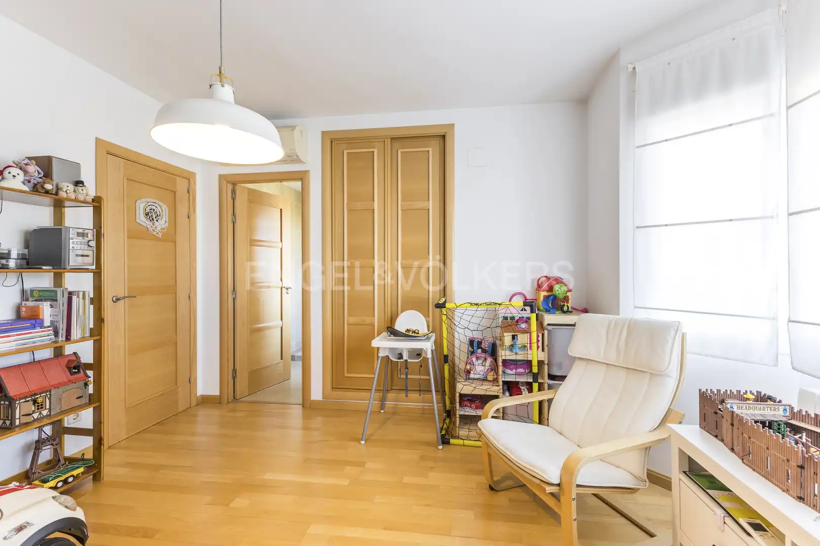 Houses for sale in Calle Otoño, Rejas