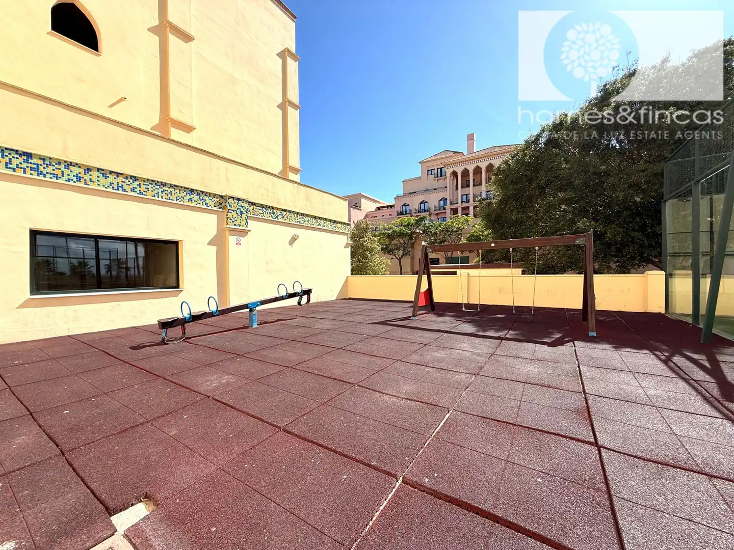 Terraza de Ático en venta en Ayamonte con Aire acondicionado, Amueblado y Piscina comunitaria