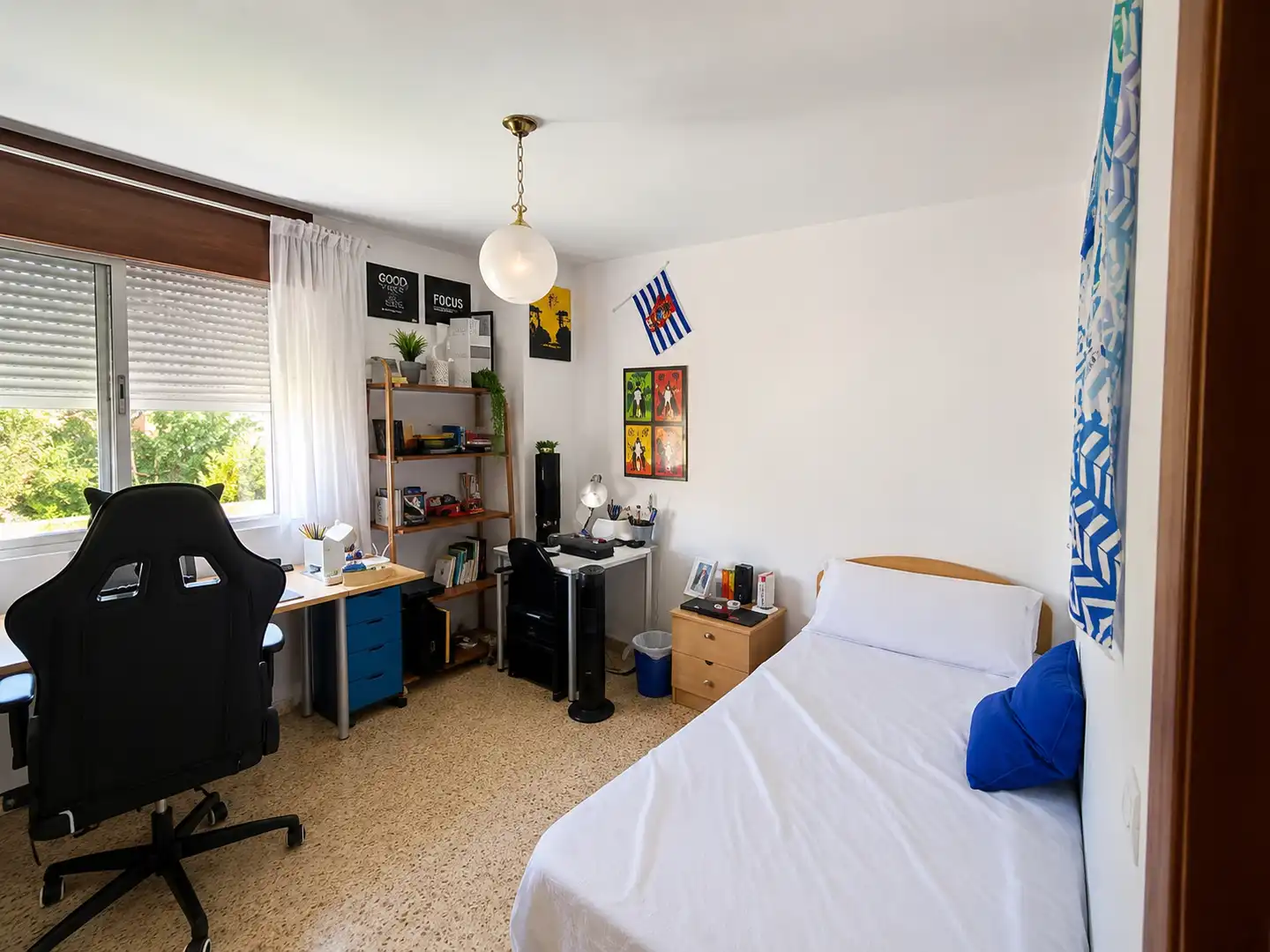 Habitación de Piso de alquiler en Badajoz con Aire acondicionado, Calefacción y Jardín privado