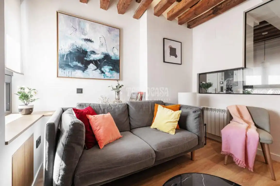 Sala de estar de Piso de alquiler en Madrid con Aire acondicionado, Calefacción y Amueblado