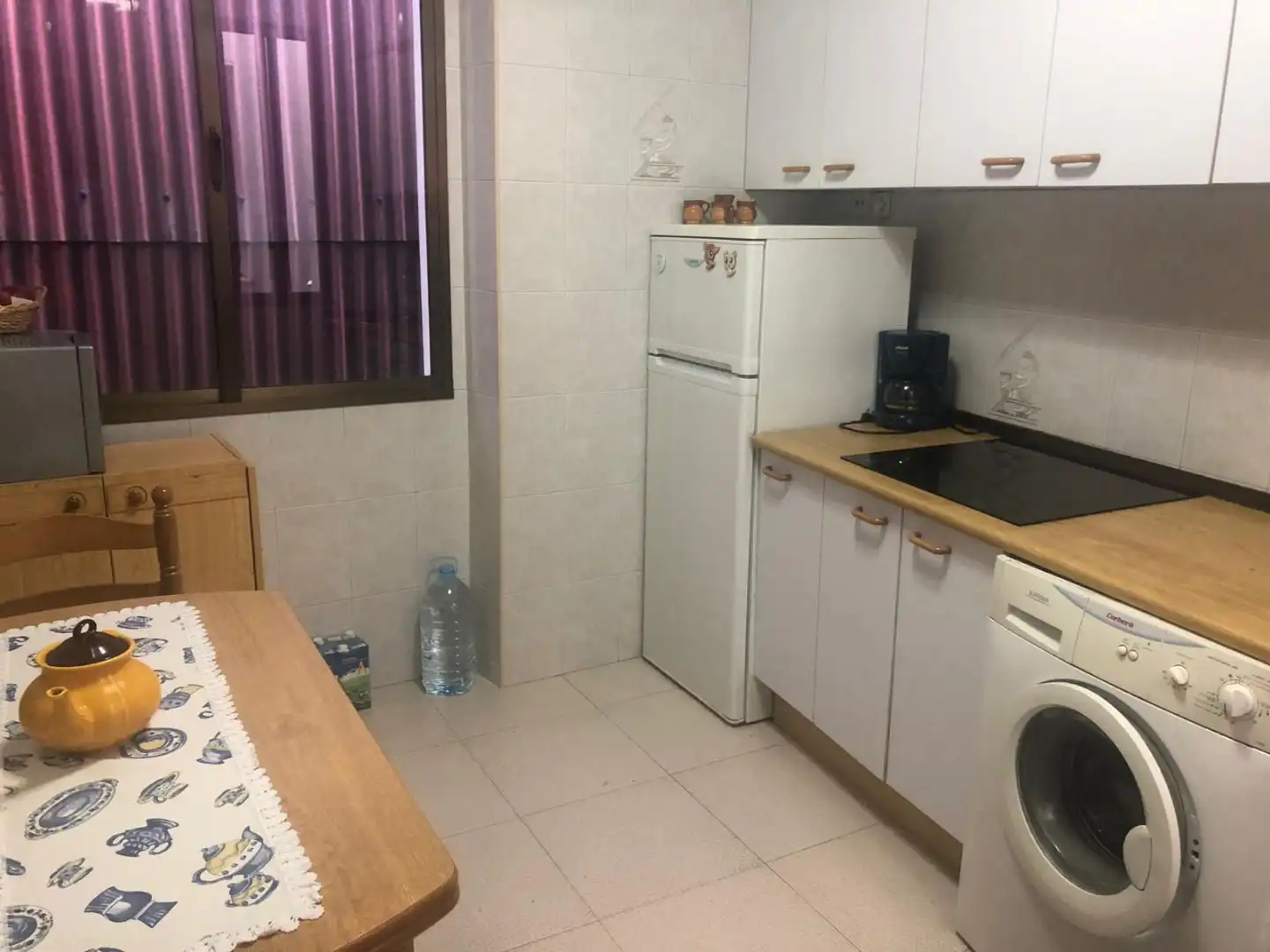 Flat for rent in Plaza de la Soledad, Cimadevilla