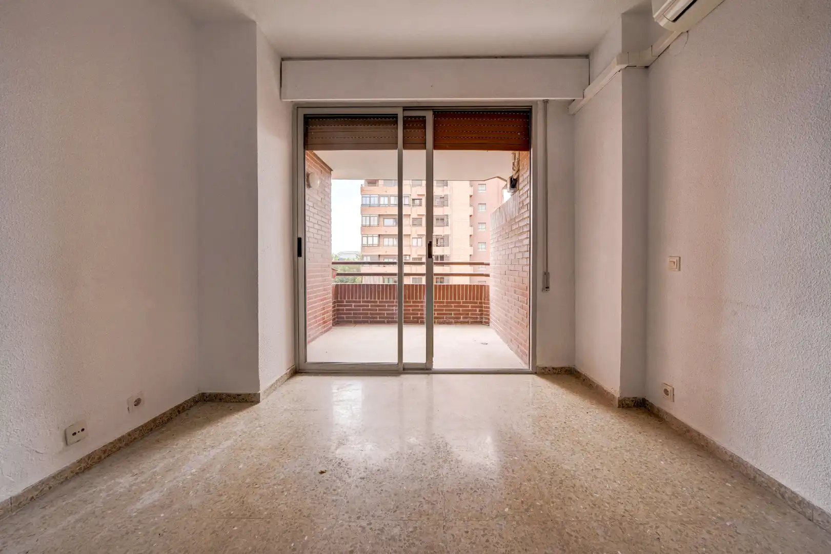 Terrassa de Pis en venda en Paterna amb Aire condicionat, Terrassa i Forn