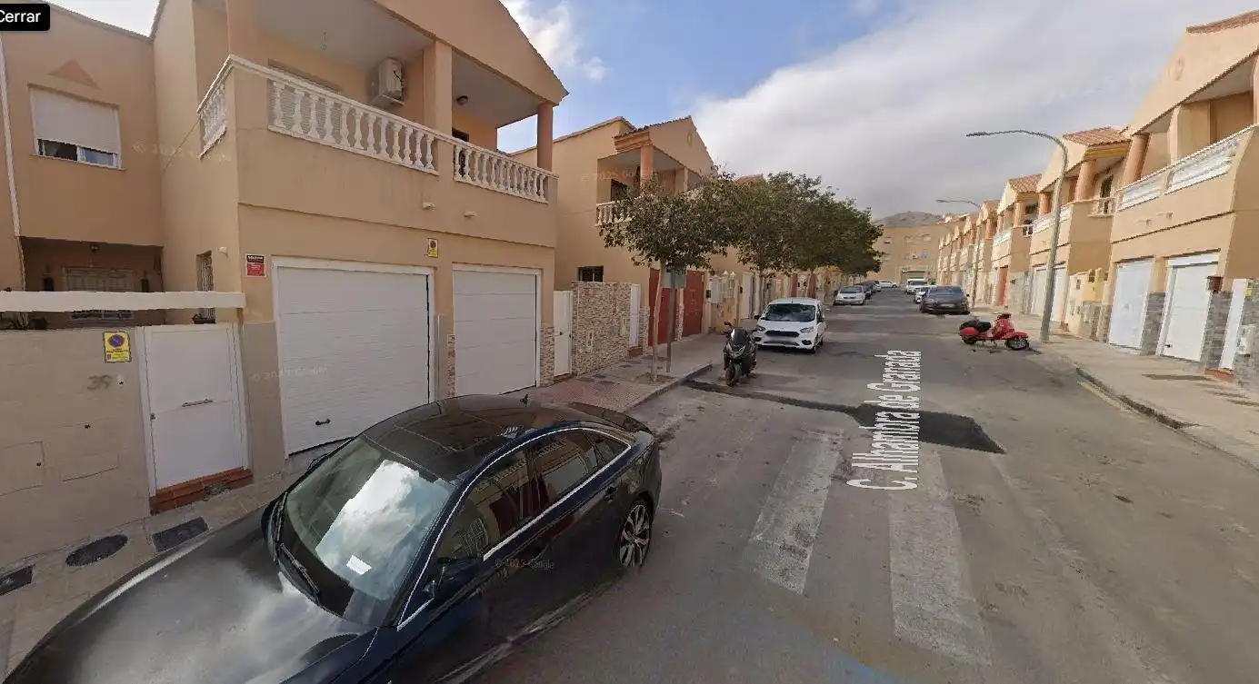 House for sale in Calle ALHAMBRA DE GRANADA 39, imagen 3