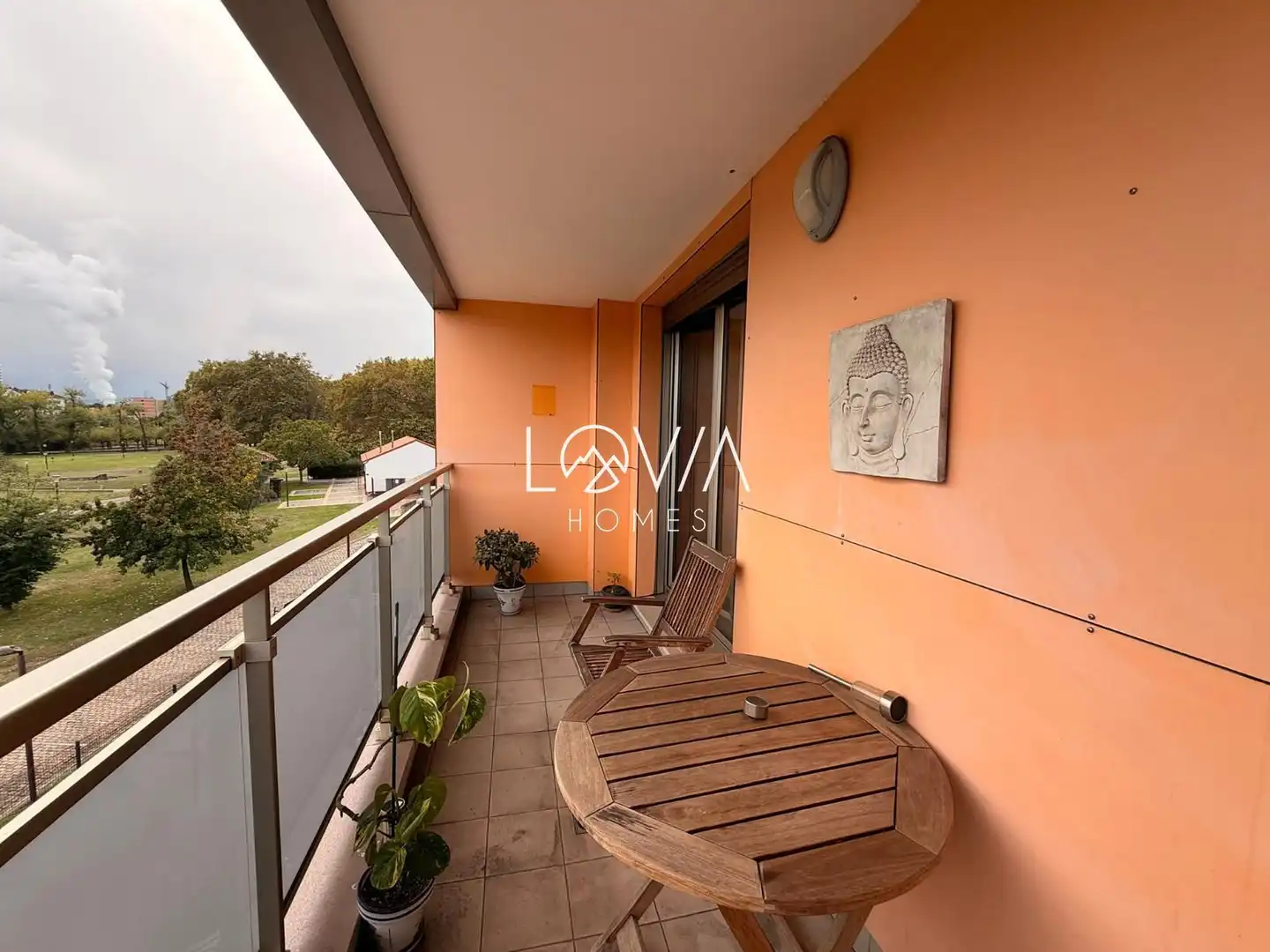 Balcony of Flat for sale in Oeste