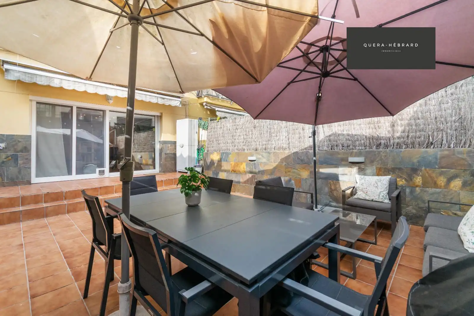 Terraza de Casa adosada en venta en Rubí con Aire acondicionado, Calefacción y Parquet