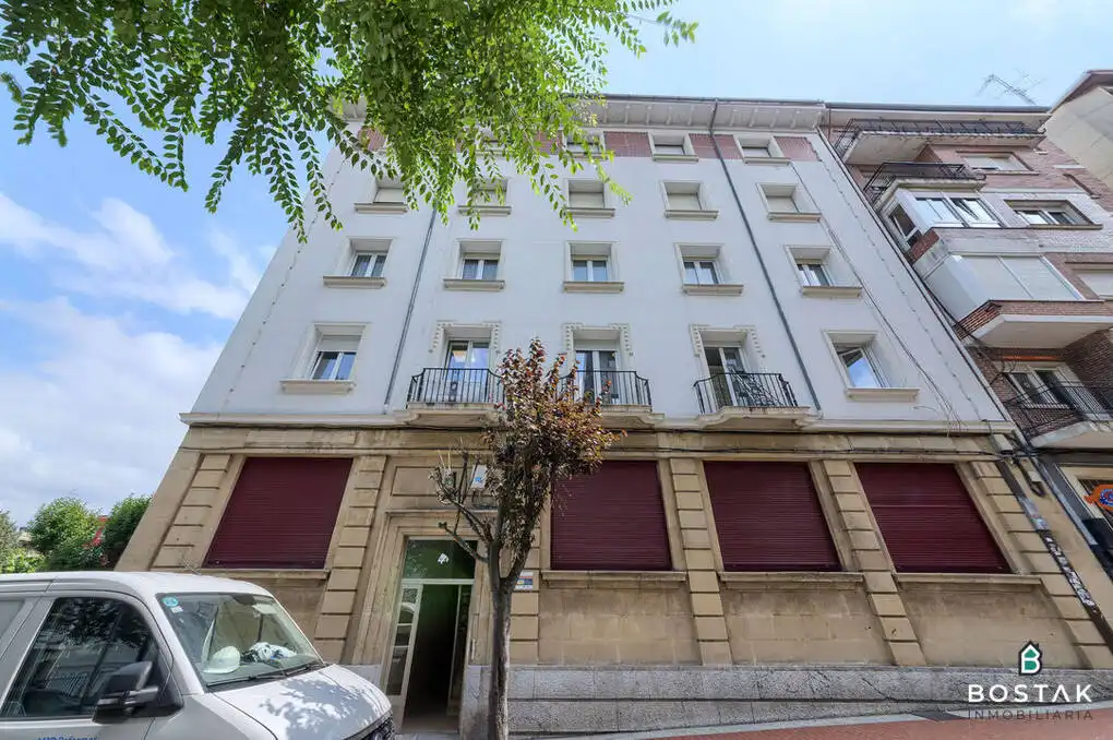 Exterior view of Flat for sale in Barakaldo   with Heating and Terrace