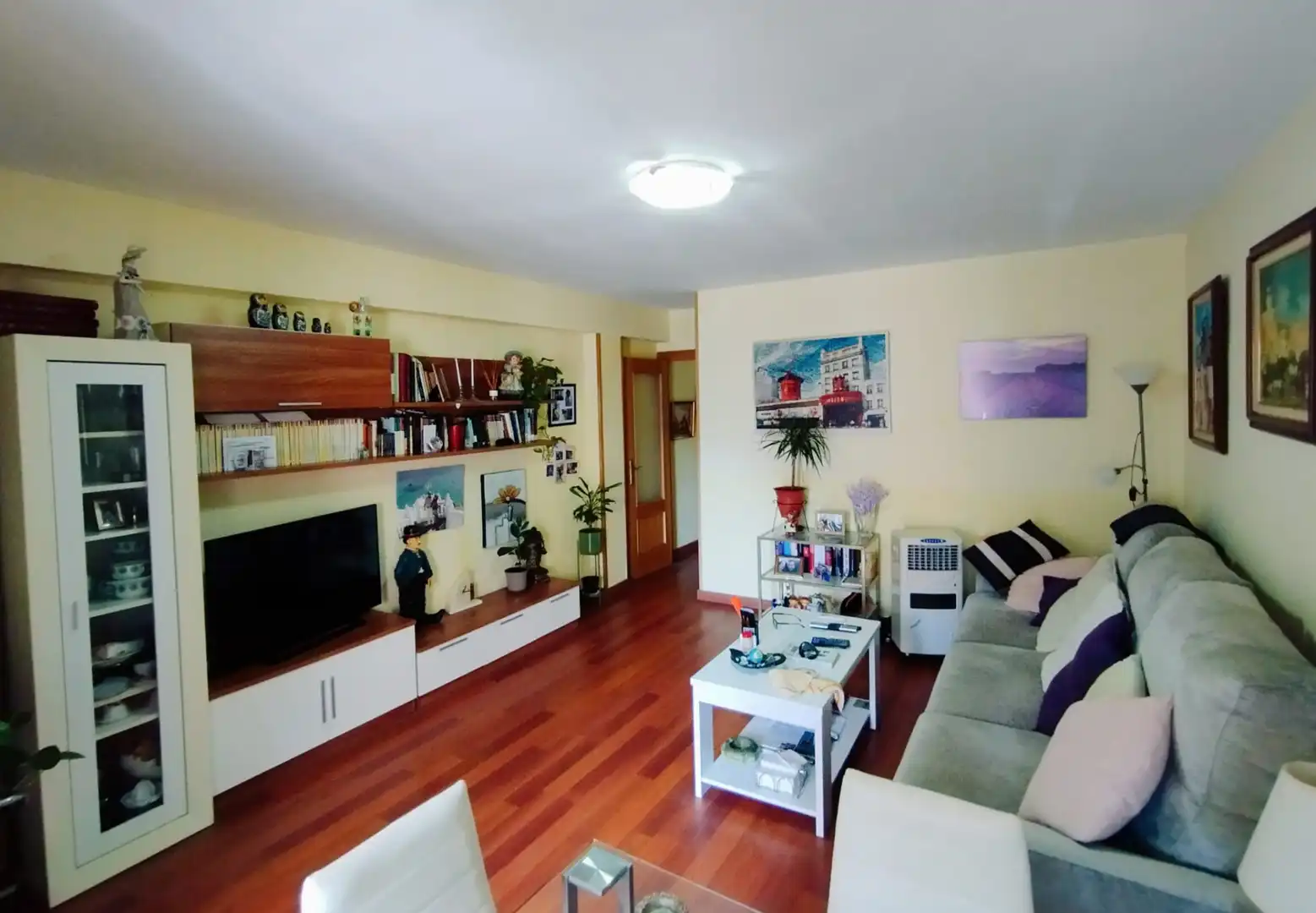 Flat with lift for sale in Carrer Josep Burguera, imagen 2