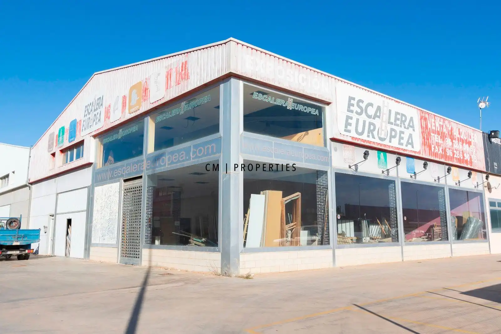 Vista exterior de Nave industrial en venta en Canet d'En Berenguer