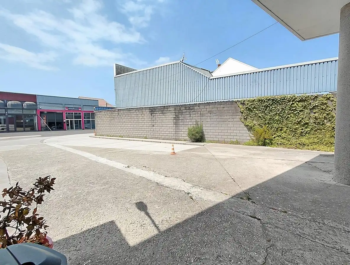 Vista exterior de Casa o xalet en venda en Cambados amb Calefacció, Jardí privat i Terrassa