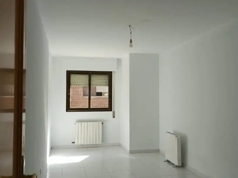 Dormitori de Pis en venda en Rozas Centro