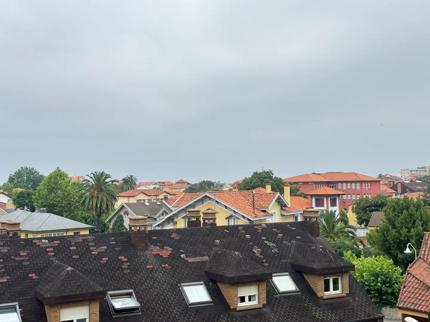 Vista exterior de Piso en venta en Castrillón con Calefacción, Parquet y Terraza