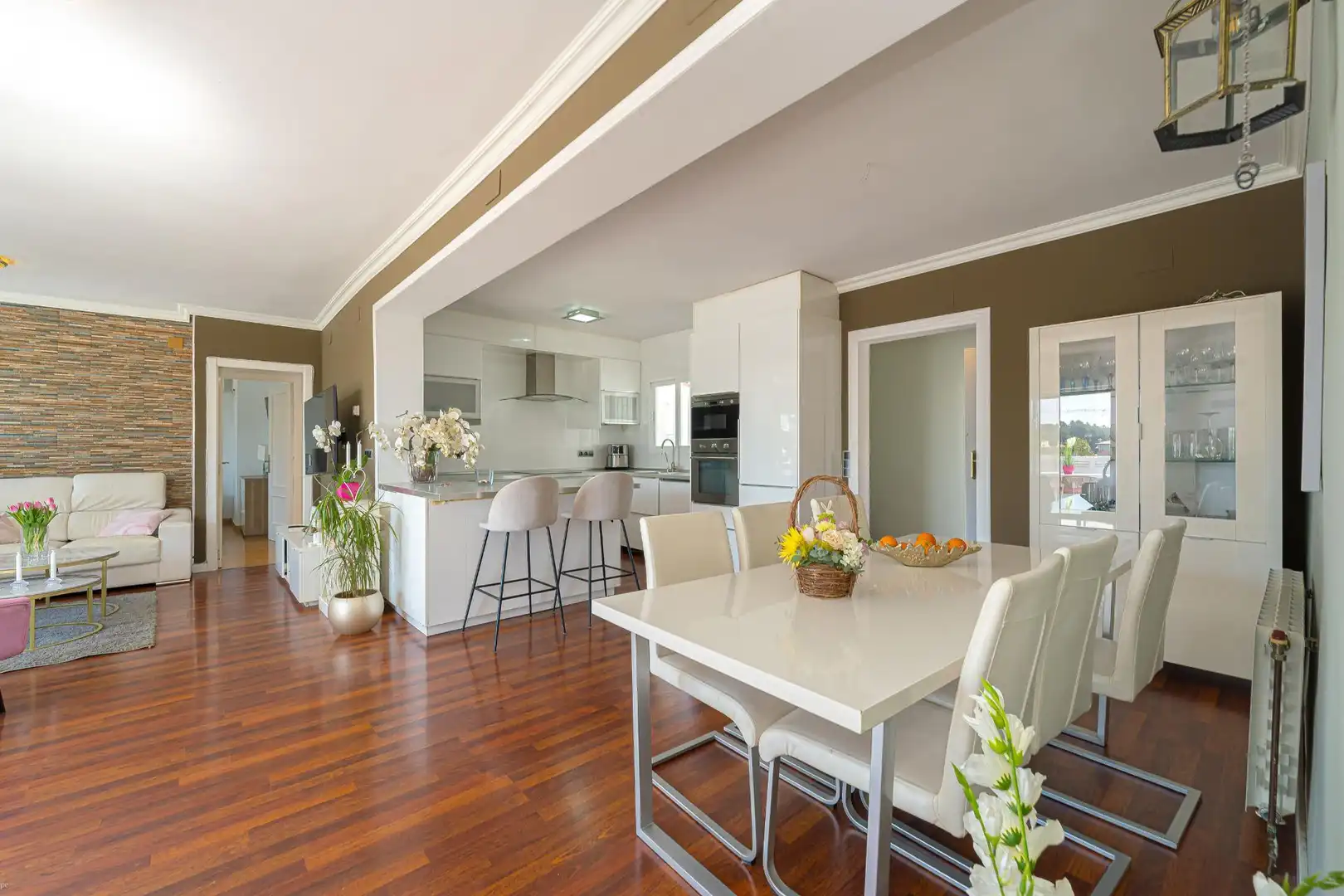 Comedor de Casa o chalet en venta en La Nucia con Aire acondicionado, Calefacción y Jardín privado