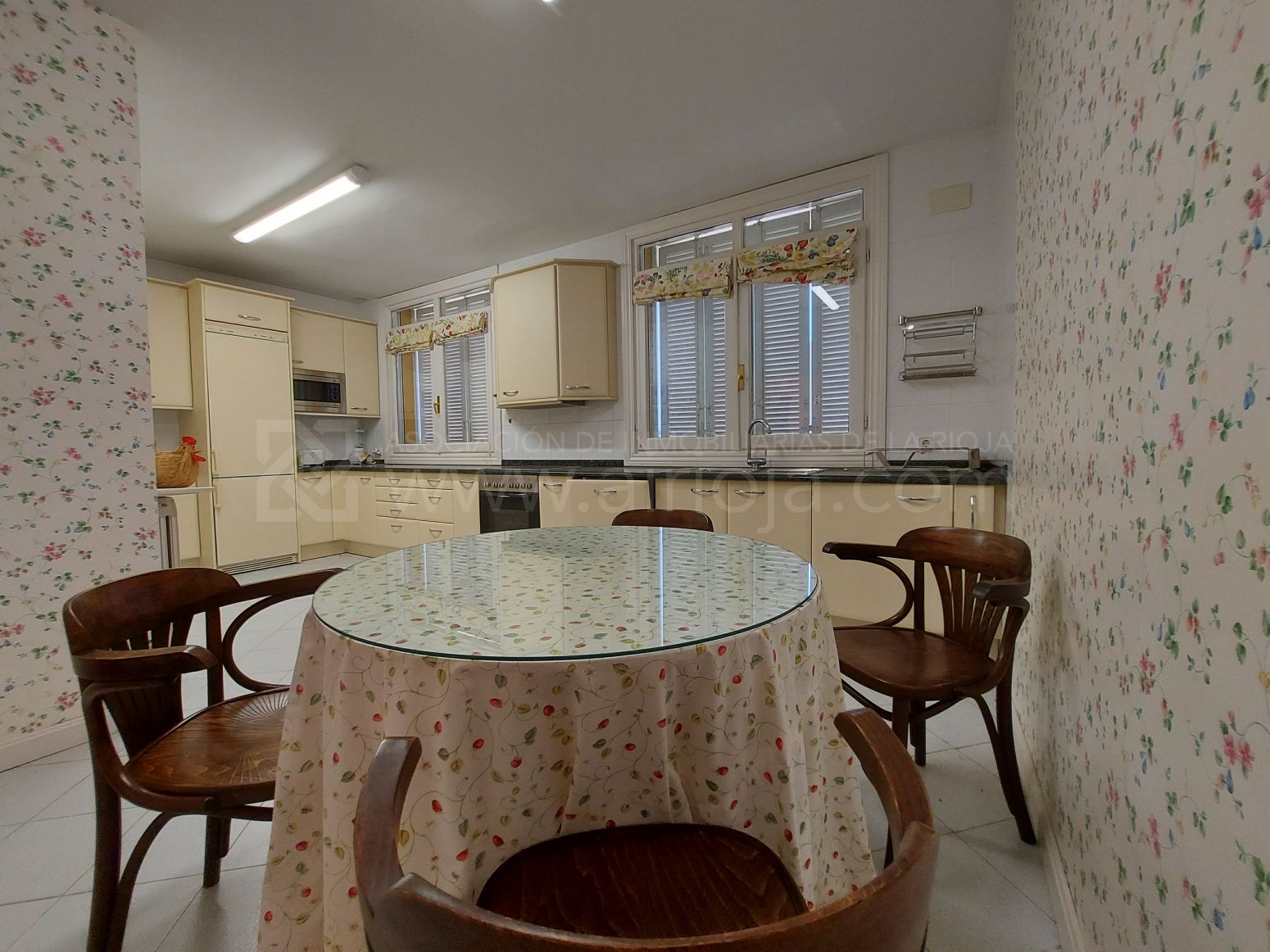 Kitchen of House or chalet for sale in Lardero  with Heating, Private garden and Parquet flooring