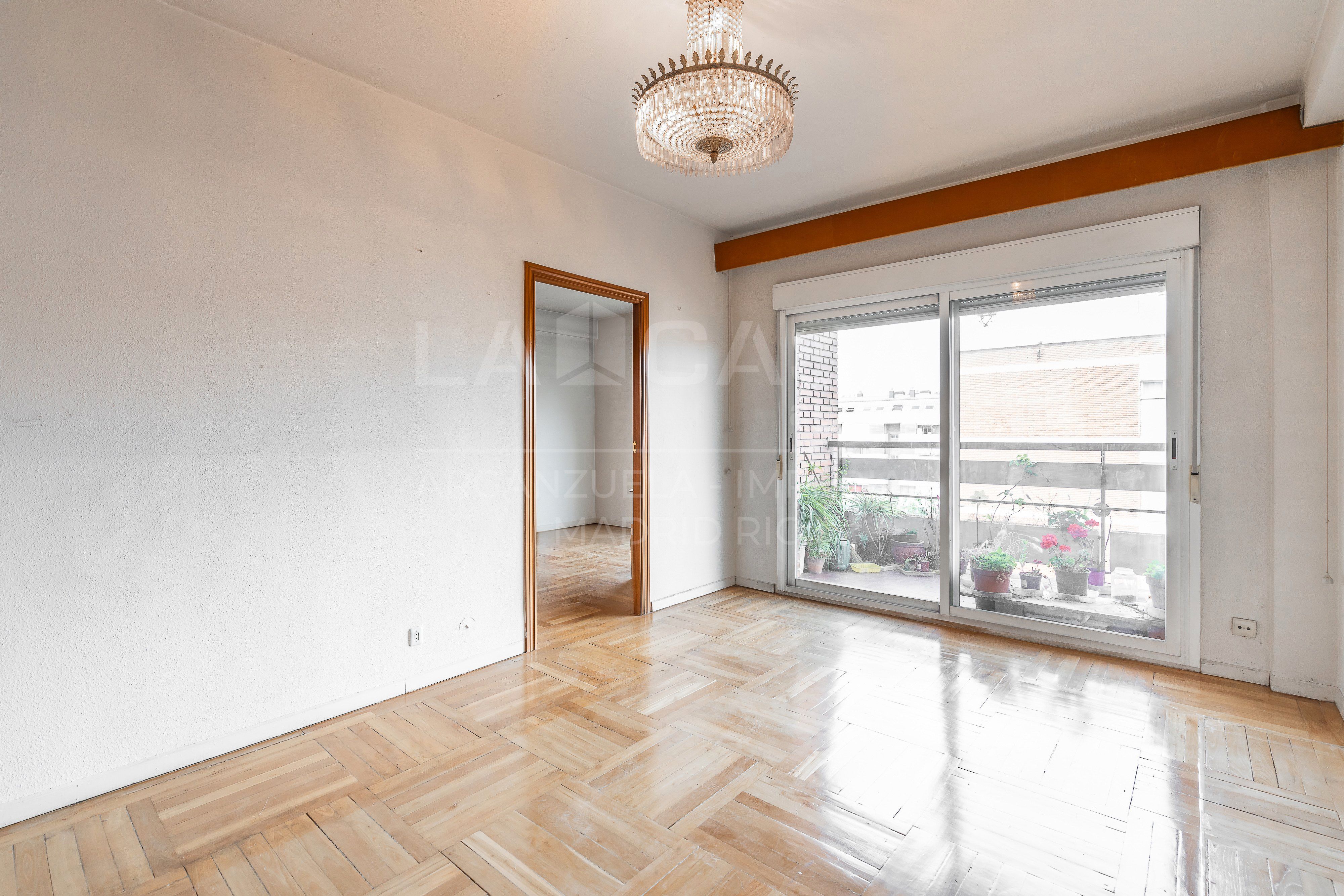 Bedroom of Flat for sale in  Madrid Capital  with Heating and Terrace