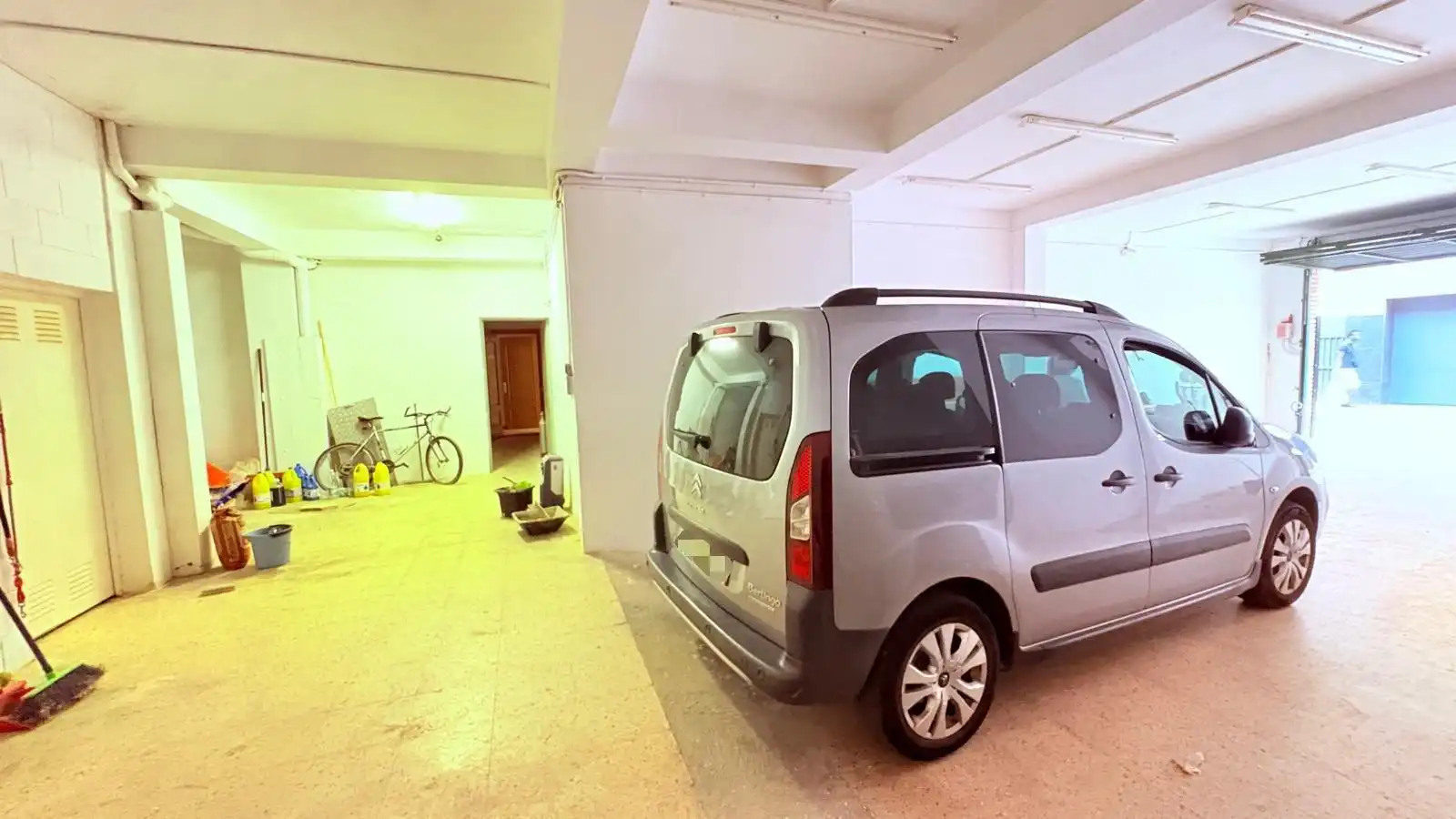 Business premises for sale in Poble, imagen 2