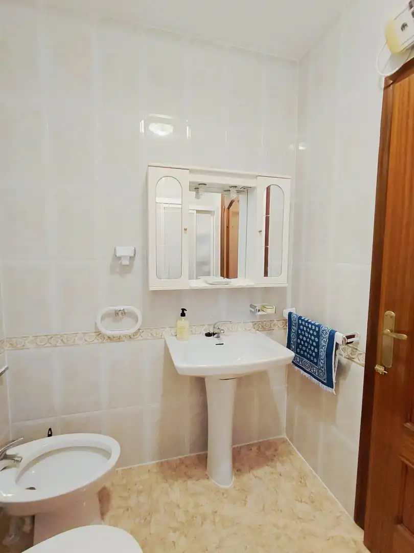 Flat with terrace for sale in Casco Antiguo, imagen 31