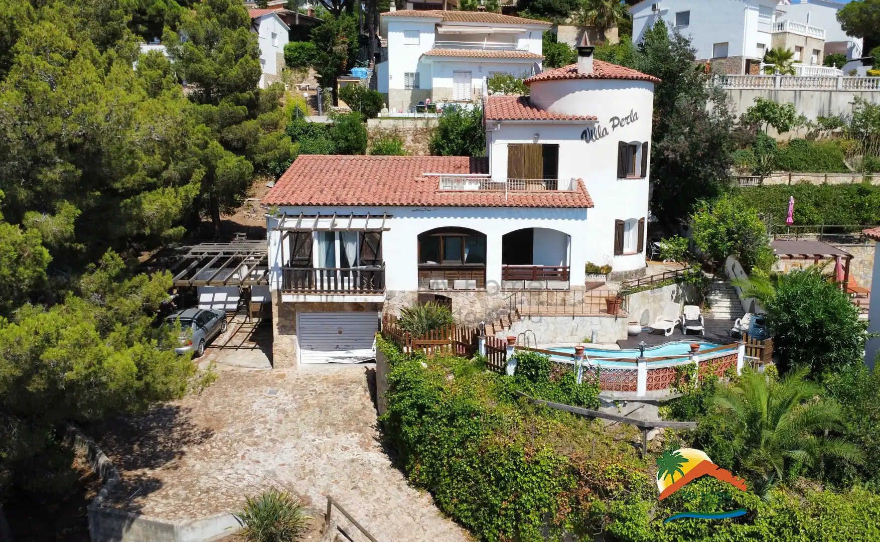 Vista exterior de Casa o xalet en venda en Lloret de Mar amb Calefacció, Jardí privat i Parquet