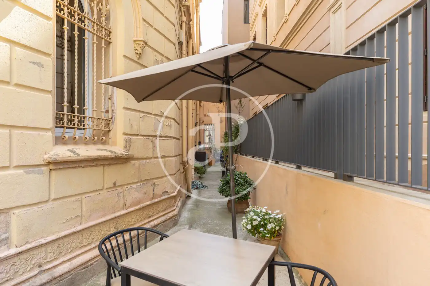 Terraza de Piso en venta en Barcelona con Calefacción y Terraza